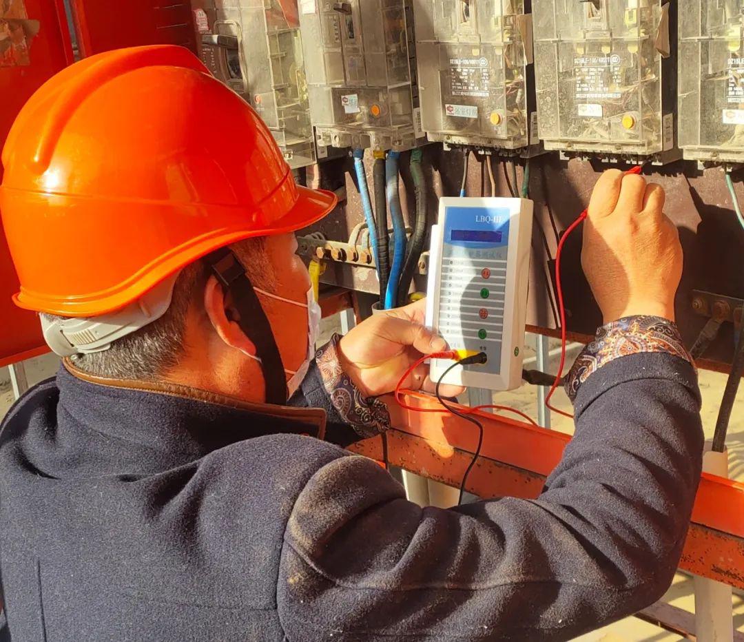 第三項目部深入開展機電設備接地隱患大排查，筑牢安全生產防線